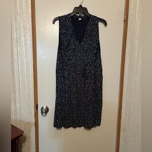 Old Navy Navy and White Sleeveless V-Neck Midi Dress